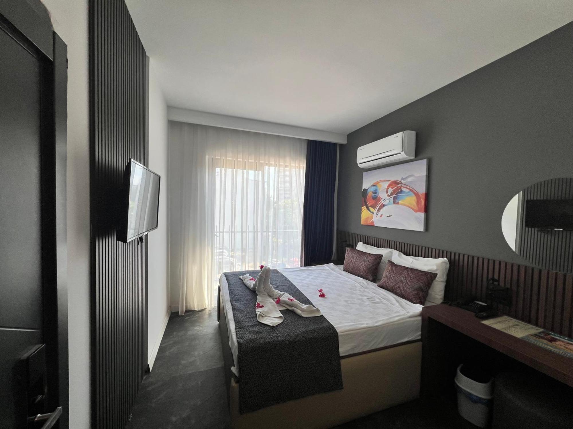 Wolf Of The City Hotel & Spa Antalya Eksteriør billede